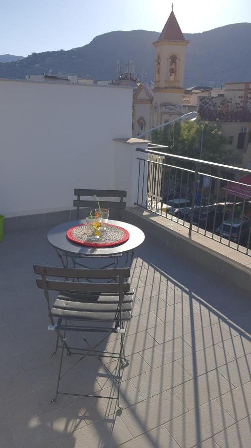 Casa Vicino Mondello Villa Palermo Exteriör bild